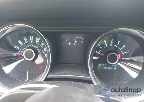 2013 Ford Mustang V6 from USA, damaged, VIN 1ZVBP8AM8D5242951